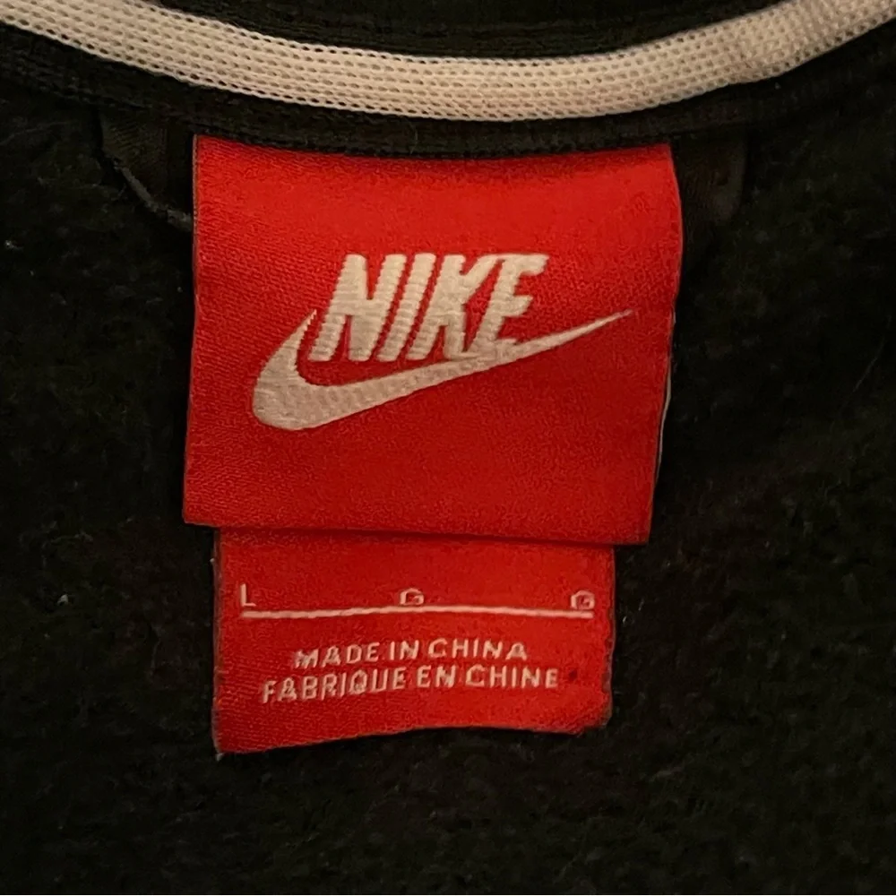 Boys Nike Air‎ Jacket Boys Large Black Lightweight Full-Zip Embroidered Logo